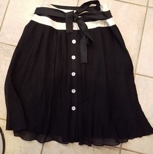 Anthropologie Odille black pleated silk skirt 8